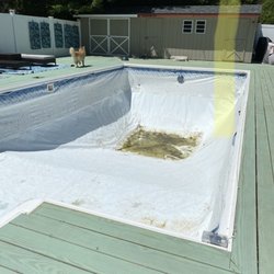Leisure Pools Service - Old liner