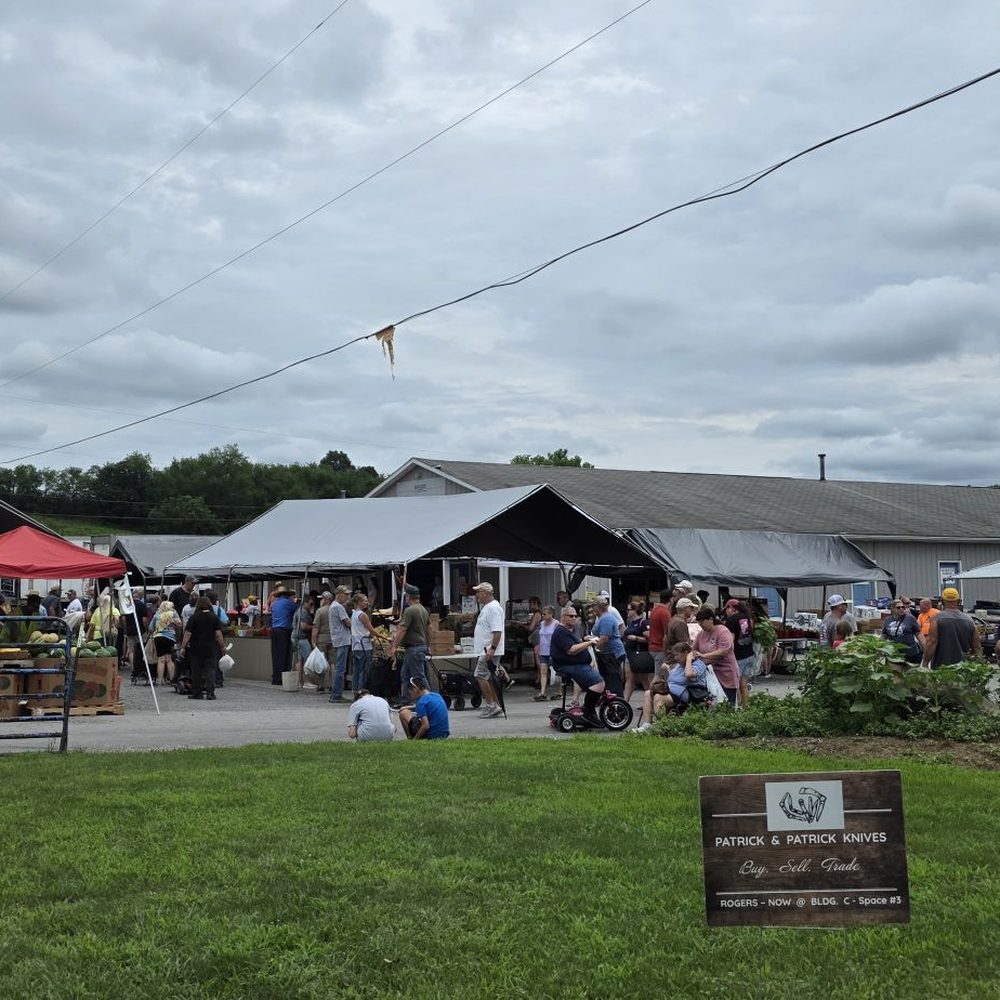 Rogers Flea Market & Auctions - Antiques Near Me - Rogers, Ohio