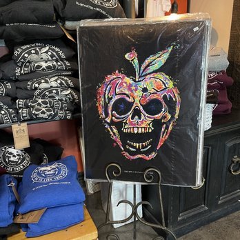 Bad Apple Brewing - Art print - designed by Kristyn Watterworth (kryart.com) - Breweries Near Me - Zurich, Ontario