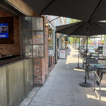 Local Kitchen - Sidewalk seating - Cocktail Bars Near Me - Torrance, California