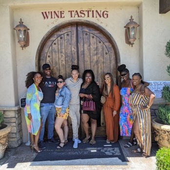 Tour del Vino - Wine Tours Near Me - Temecula, California Tour del Vino - Wine Tours Near Me - Temecula, California