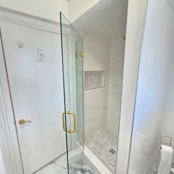 Valdez Mirrors Shower Door - Bathroom shower - Windows Installation Near Me Valdez Mirrors Shower Door - Bathroom shower - Windows Installation Near Me