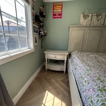 The Chariot Moving - Nightstand - Movers Near Me