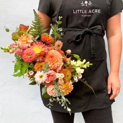 Little Acre Flowers - A beautiful À la Carte bouquet for a summer bride filled with fresh local dahlias.