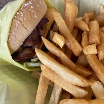 Hula's - Bacon Cheese Burger - American Near Me - Escalon, California
