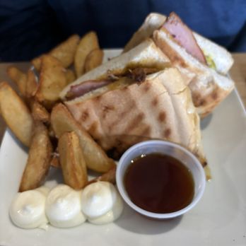 Cafe Beaudelaire - Cubano yes - Brazilian Near Me - Ames, Iowa