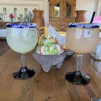 Los Sombreros - Left to right. House margarita. Homemade Guacamole. House margarita with guava. - Mexican Near Me - Mesa, Arizona Los Sombreros - Left to right. House margarita. Homemade Guacamole. House margarita with guava. - Mexican Near Me - Mesa, Arizona