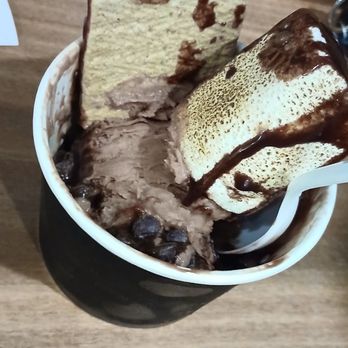 Dzert - S'mores Specialtie - Coffee & Tea Near Me - Buena Park, California Dzert - S'mores Specialtie - Coffee & Tea Near Me - Buena Park, California