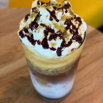 Calidum Cafe - Iced Dubai Chocolate Coffee - Cafes Near Me - Burbank, California