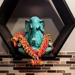 Persis Biryani Indian Grill - Persis Biryani Indian Grill decor in Catonsville, Maryland.