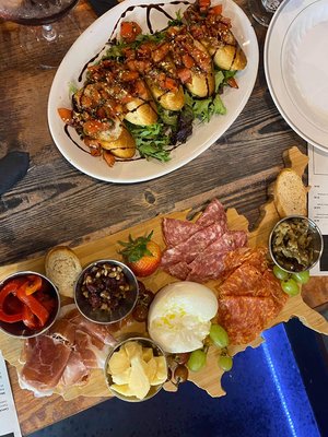 Falabella Family Bistro by null