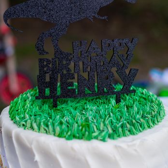 Ladybird Bakery - Dino Birthday Cake! photo by Karen Wise, Park Slope, Brooklyn - Bakeries Near Me - Brooklyn, New York Ladybird Bakery - Dino Birthday Cake! photo by Karen Wise, Park Slope, Brooklyn - Bakeries Near Me - Brooklyn, New York