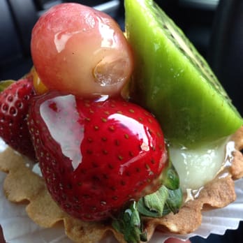 Moises Bakery - Tartaletas at Moises Bakery Miami Beach! - Bakeries Near Me - Miami Beach, Florida