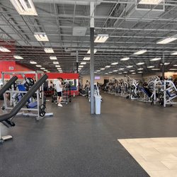 Crunch Fitness - Fairmount