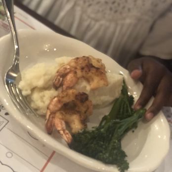 Pappadeaux Seafood Kitchen - Kids Grilled Shrimp with mashed potatoes and broccoli - Cajun/Creole Near Me - Grapevine, Texas Pappadeaux Seafood Kitchen - Kids Grilled Shrimp with mashed potatoes and broccoli - Cajun/Creole Near Me - Grapevine, Texas