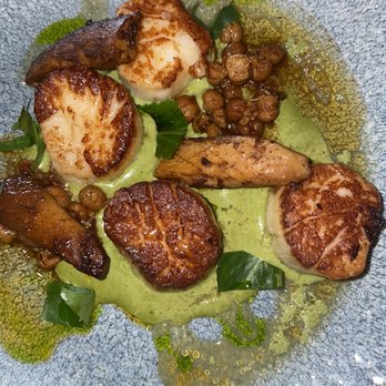 XO Restaurant - scallops - best! - Asian Fusion Near Me - Honolulu, Hawaii