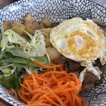 LePho - Beef rice bowl. Eh. - Vietnamese Near Me - Yorba Linda, California LePho - Beef rice bowl. Eh. - Vietnamese Near Me - Yorba Linda, California