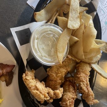 Jamie's Cafe - Kids Chicken Strips - Cafes Near Me - Elk Grove, California