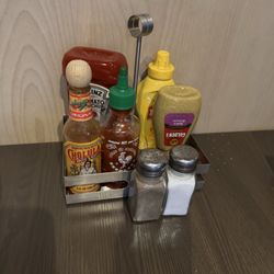 Name brand condiments at the table