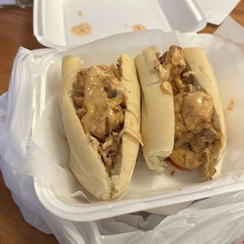 Shannon's Deli - Shrimp po boy - Delis Near Me - Lombard, Illinois Shannon's Deli - Shrimp po boy - Delis Near Me - Lombard, Illinois