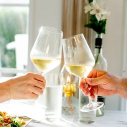 Sunshine Seafood Café and Wine Bar - Select your favorite from our extensive Wine Spectator award-winning wine list. Indoor and outdoor seating is available.