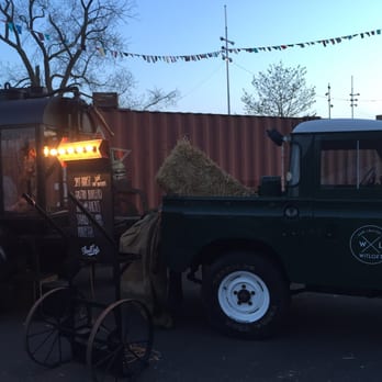 Amsterdam Kookt - Food Trucks Near Me - Amsterdam, New Hampshire
