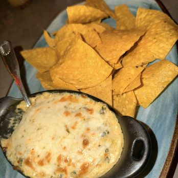 Beach House Waterfront Restaurant - Skillet Dip - American Near Me - Bradenton Beach, Florida