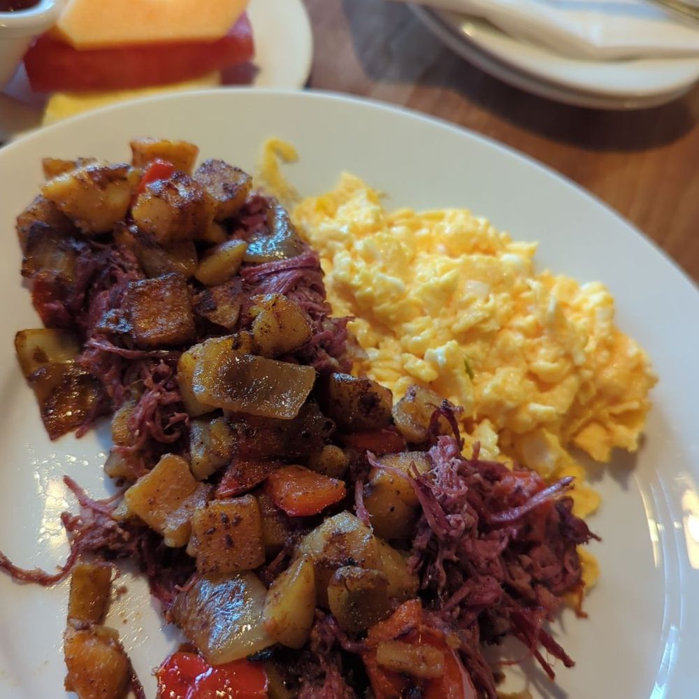 Die BierStube - Corned beef hash - German Near Me - Seattle, Washington Die BierStube - Corned beef hash - German Near Me - Seattle, Washington