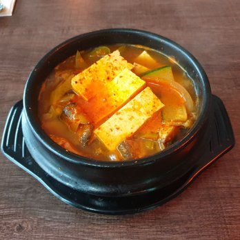 Kimchi Mama - Jjigae Gericht - Korean Near Me - Berlin, BE