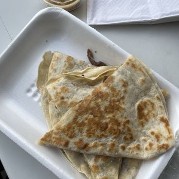 Tacos El Chavito - Lengua quesadilla - Food Trucks Near Me - Huntington Beach, California Tacos El Chavito - Lengua quesadilla - Food Trucks Near Me - Huntington Beach, California