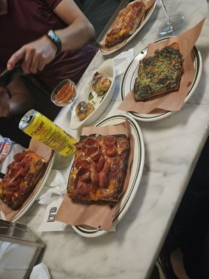 LTD Pizza and Bar by null