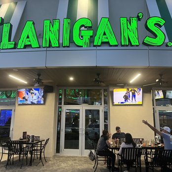 Flanigan's - TVs outside and seating outside - Sports Bars Near Me - Miramar, Florida