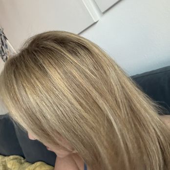 Chignon Hair Salon - My hair after Leidy did highlights and lowlights, cut and styling! So happy with it!! - Hair Salons Near Me - Pasadena, California