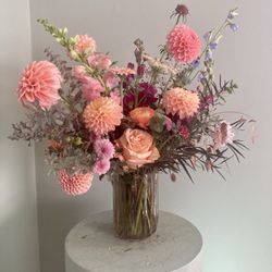 These are my exact flowers delivered to my friend! How gorgeous!!!