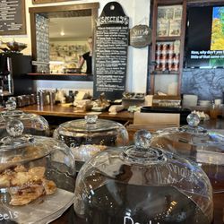Anna D's Café - Order up!