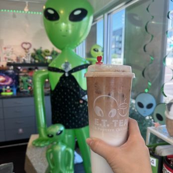 E T Tea & Popcorn Chicken - Black tea boba - Bubble Tea Near Me - Mesa, Arizona E T Tea & Popcorn Chicken - Black tea boba - Bubble Tea Near Me - Mesa, Arizona