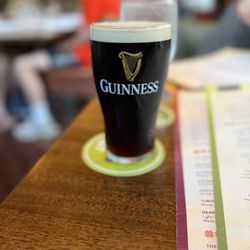 Raglan Road Irish Restaurant & Pub - My perfect pour Guinness!