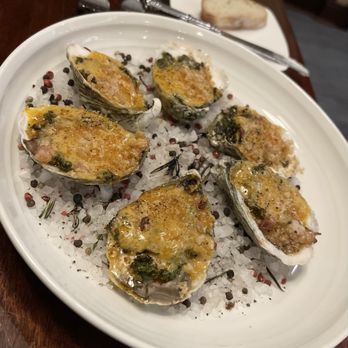Zoes Steak & Seafood - Zoës Rockefeller - Seafood Near Me - Virginia Beach, Virginia
