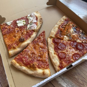 Luigi's Pizza - Pizza Near Me - Brooklyn, New York Luigi's Pizza - Pizza Near Me - Brooklyn, New York