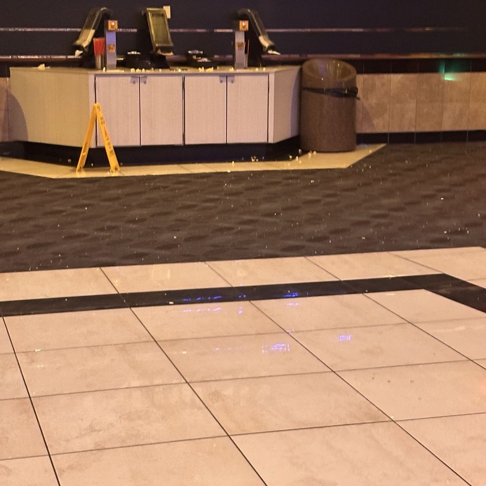 Mud and dirt on floors. Popcorn everywhere. Nasty. Mud and dirt on floors. Popcorn everywhere. Nasty.
