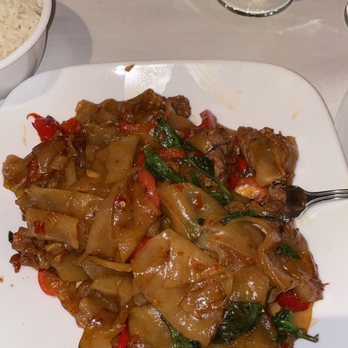 SriPraPhai Thai Restaurant - Thai Near Me - Williston Park, New York SriPraPhai Thai Restaurant - Thai Near Me - Williston Park, New York