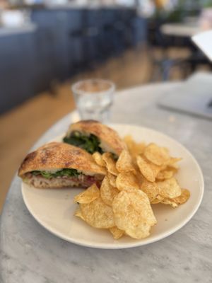 Lola's Cafe by null