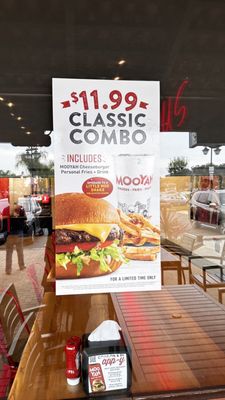 MOOYAH Burgers, Fries & Shakes by null