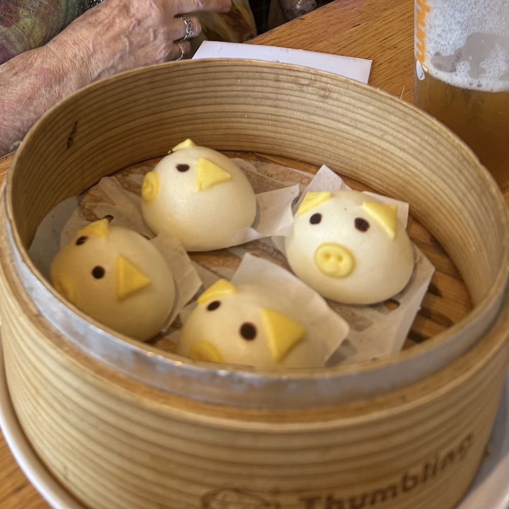 Thumbling - Mini Red Bean Piglet Bun(4) Always finish your meal with these cuties! - Shanghainese Near Me - West Covina, California Thumbling - Mini Red Bean Piglet Bun(4) Always finish your meal with these cuties! - Shanghainese Near Me - West Covina, California