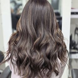 Alexia Rose Hair Salon - Fresh color, lights and cut