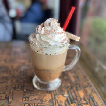 Kaffeehaus de Châtillon - Salon Einspänner - Themed Cafes Near Me - Lynnwood, Washington Kaffeehaus de Châtillon - Salon Einspänner - Themed Cafes Near Me - Lynnwood, Washington