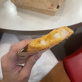 Jollibee - Coconut pineapple pie - Fast Food Near Me - Houston, Texas Jollibee - Coconut pineapple pie - Fast Food Near Me - Houston, Texas