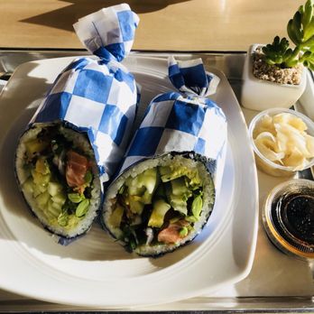 Poke Burrito - Poke Near Me - Chicago, Illinois Poke Burrito - Poke Near Me - Chicago, Illinois