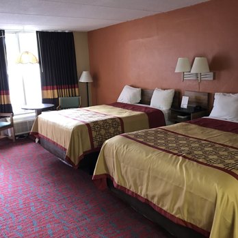 Conner Hill Motor Lodge - Hotels Near Me - Pigeon Forge, Tennessee Conner Hill Motor Lodge - Hotels Near Me - Pigeon Forge, Tennessee
