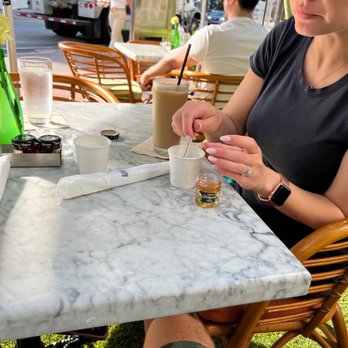 Cafe Americano - The moment - Breakfast & Brunch Near Me - Miami Beach, Florida